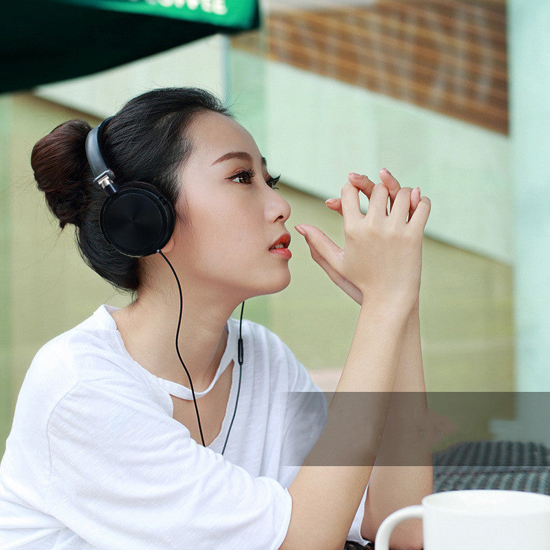 Wearable Bass Headphones